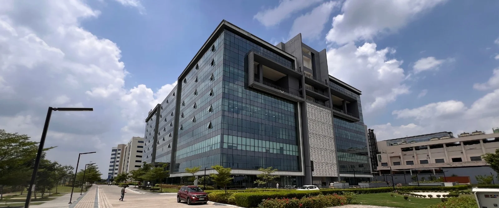 NSL Tech Zone - Nukleus centre